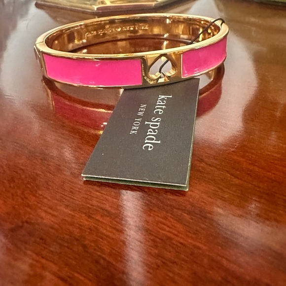 Kate Spade Hole Punch Bracelet pink & gold NWT - Picture 5 of 10